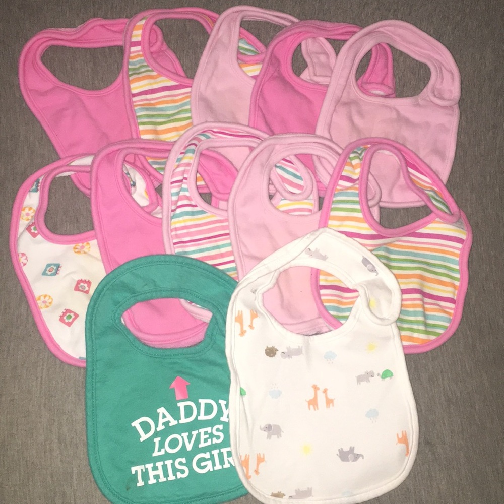 3/$25 ⭐️ 👶🏽 baby girls bibs 👶🏽